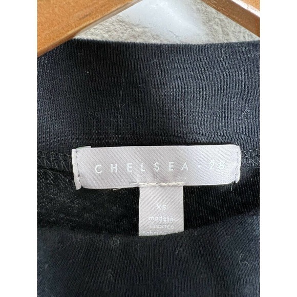 Chelsea28 XS Black Ruched Side Top - Picture 2 of 5